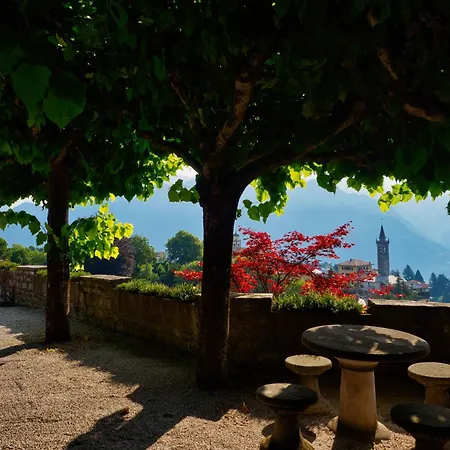 בית נופש Panoramic Lakeview House Bellagio *
